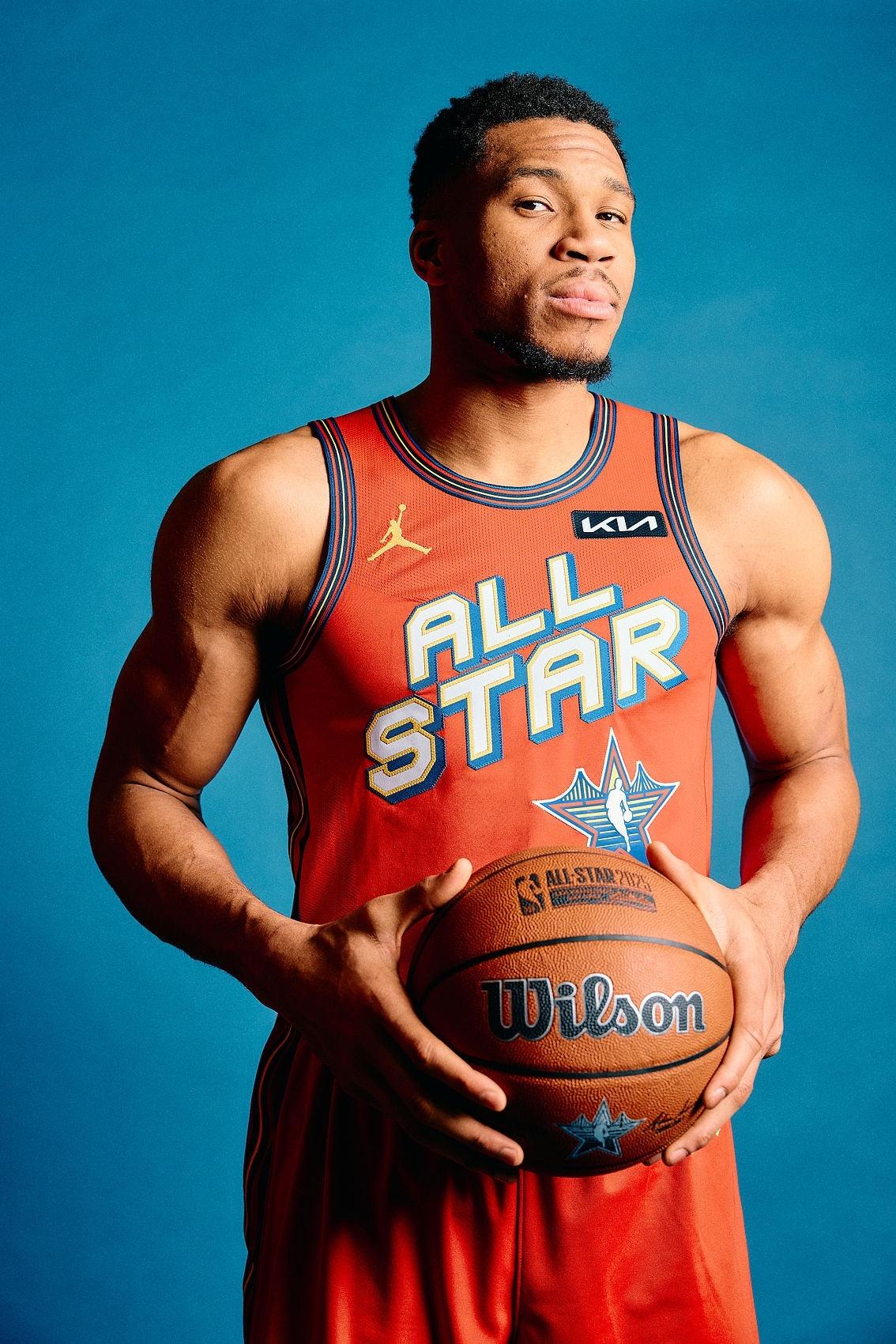 滚球预测选手发挥出色,荣膺最佳MVP 滚球预测选手发挥出色,荣膺最佳MVP