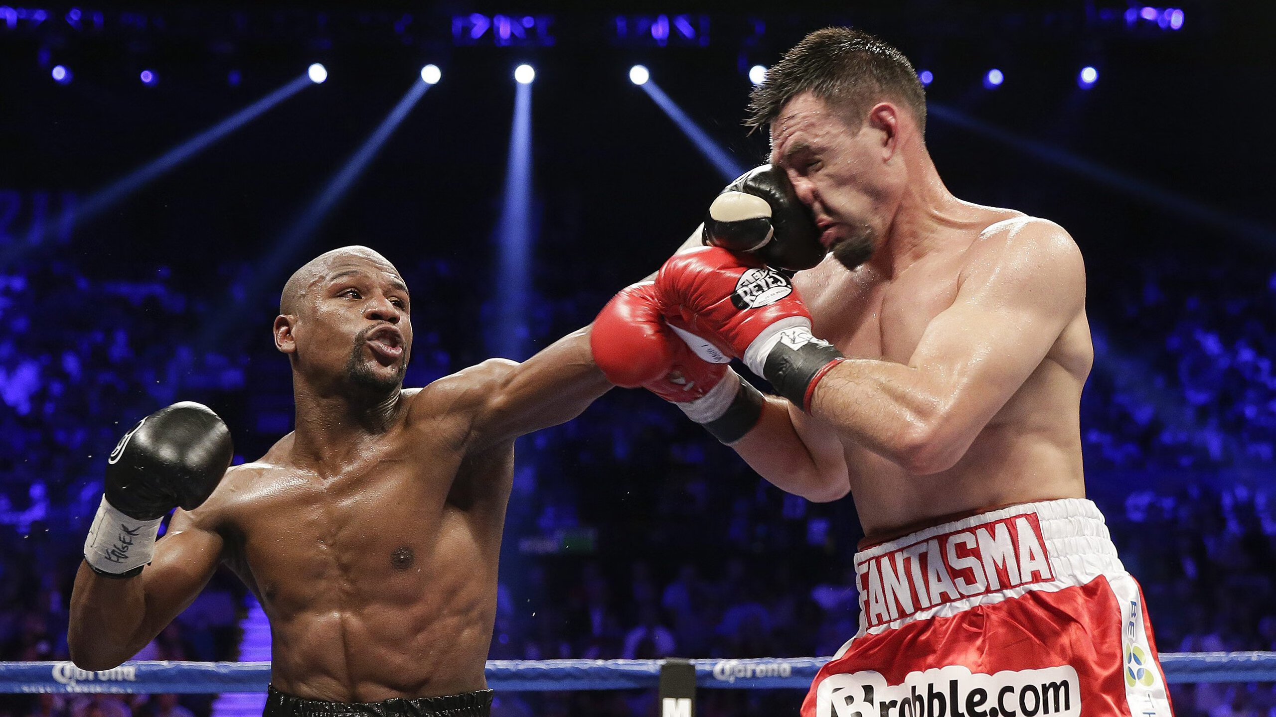 战术铁幕下的一道光，迪马利亚如何用意外传球击穿哥斯达黎加？