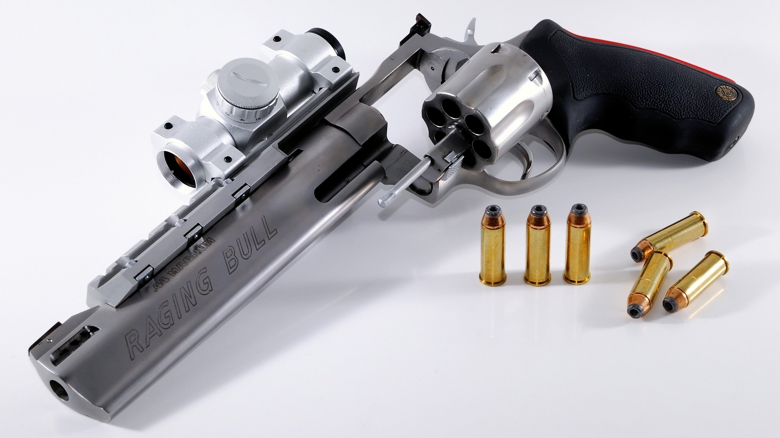 开云体育-在曼城的交响乐里，贝林厄姆是那个唯一拒绝和声的音符