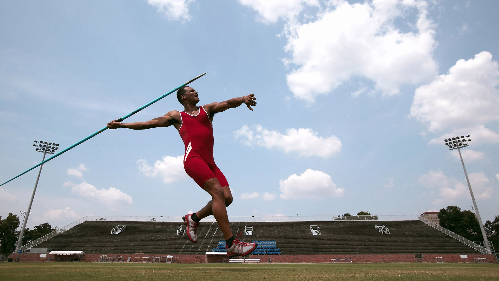 黄潜再演神话！潜水艇强势击沉大黄蜂，那个叫卡拉斯科的男人在决赛舞台接管一切